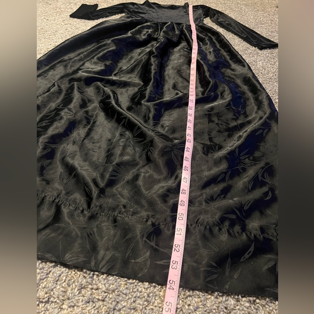 Vintage 90s Black Velvet and Silk Whimsigoth Ball Gown - Picture 3 of 10